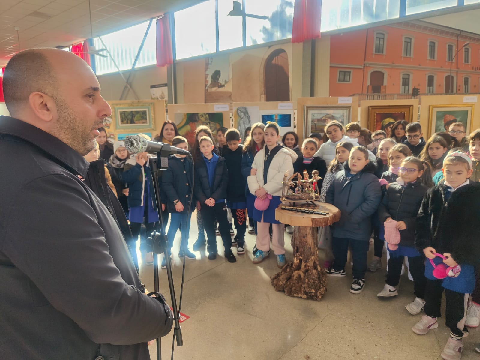 Inaugurata la Seconda mostra di pittura al bocciodromo comunale 