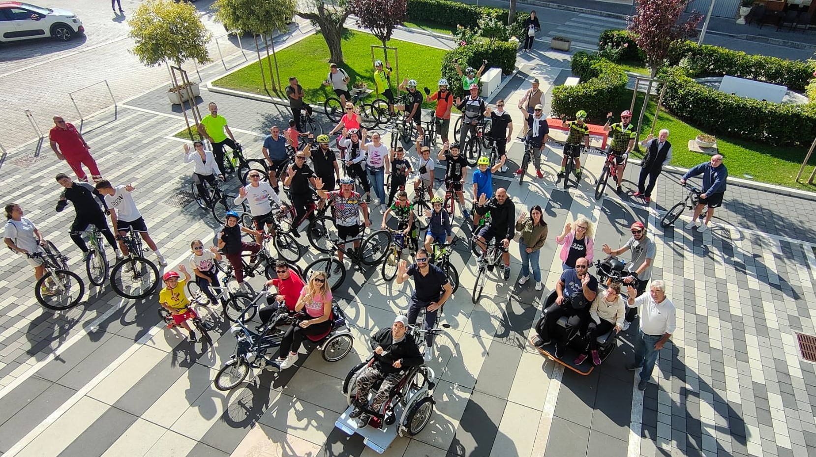 Folla di sportivi e appassionati alla Biciclettata Torrese!